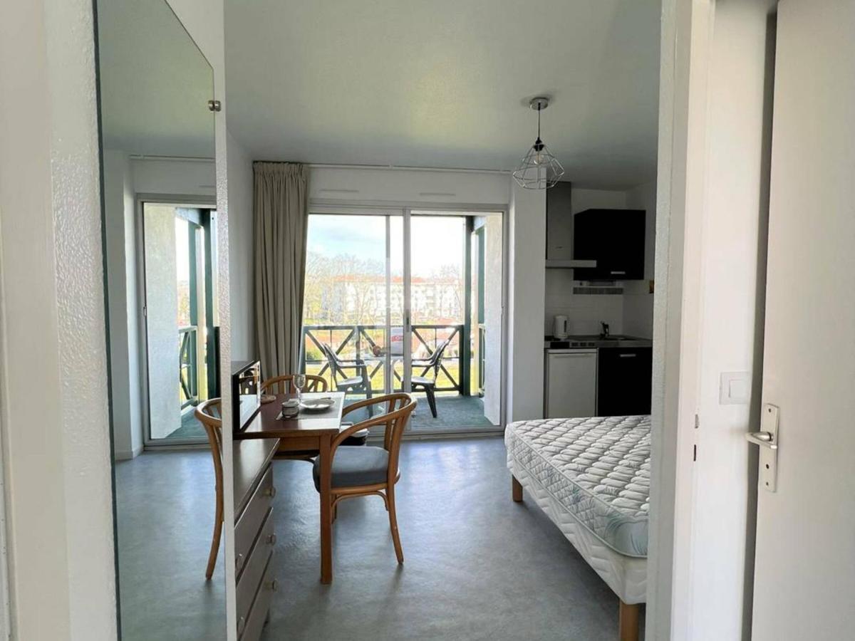 Studio Lilas A Cambo-Les-Bains : Terrasse, Parking, Proche Thermes, Internet, Animaux Acceptes - Fr-1-495-96 Экстерьер фото